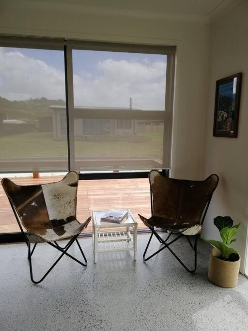 Purangi Beachhouse - 2 Bedroom Cooks Beach 外观 照片