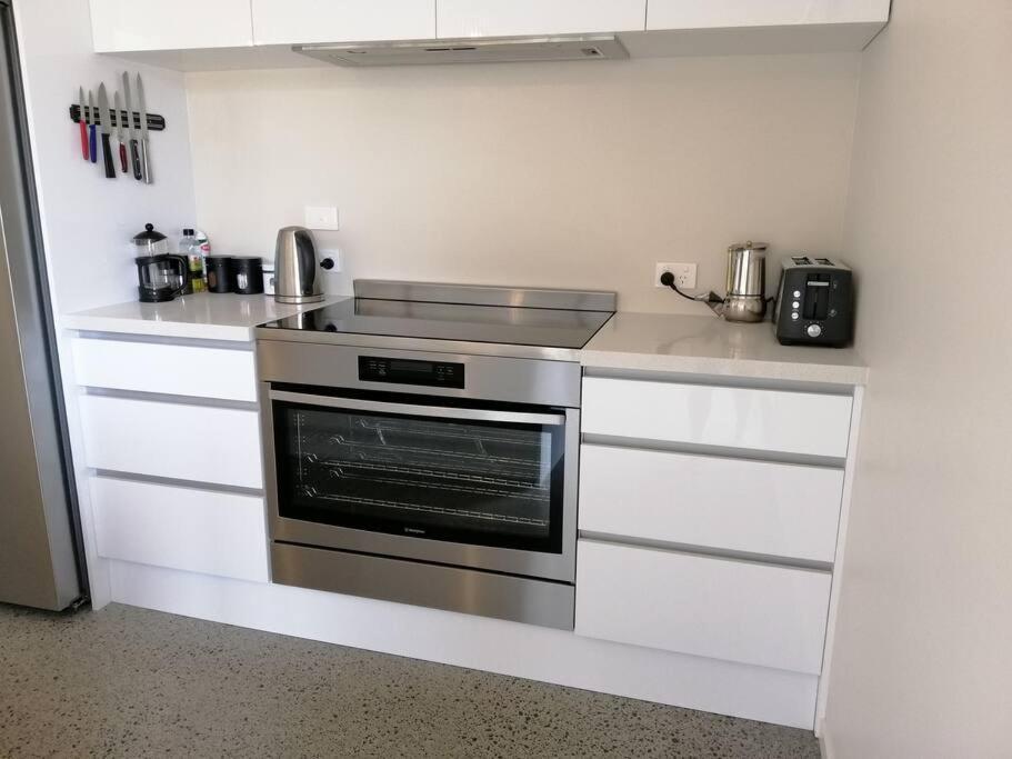 Purangi Beachhouse - 2 Bedroom Cooks Beach 外观 照片